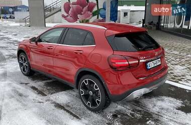 Внедорожник / Кроссовер Mercedes-Benz GLA-Class 2019 в Киеве