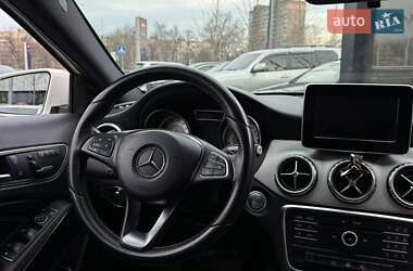 Внедорожник / Кроссовер Mercedes-Benz GLA-Class 2016 в Киеве