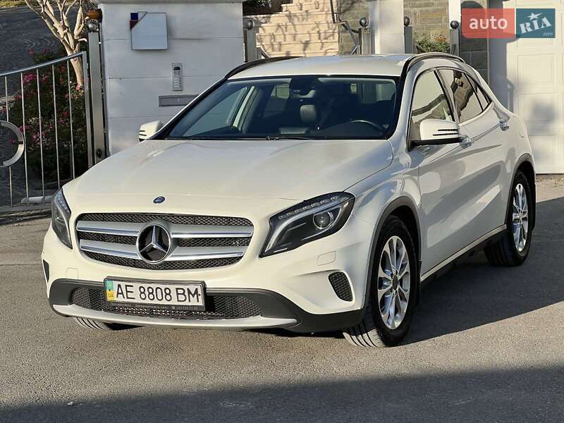 Внедорожник / Кроссовер Mercedes-Benz GLA-Class 2014 в Днепре