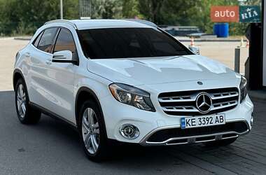 Позашляховик / Кросовер Mercedes-Benz GLA-Class 2018 в Києві