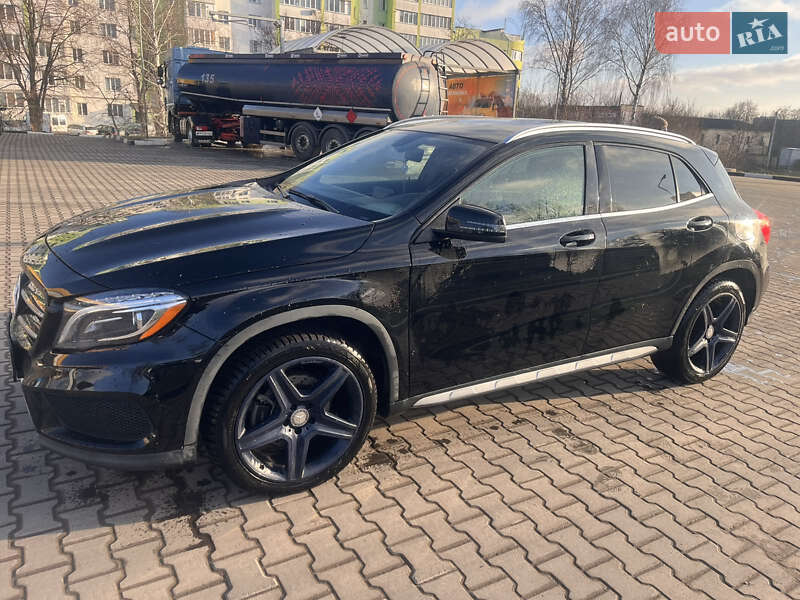 Внедорожник / Кроссовер Mercedes-Benz GLA-Class 2014 в 