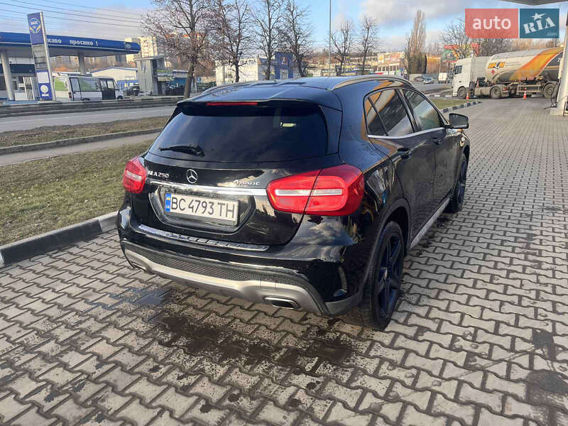 Внедорожник / Кроссовер Mercedes-Benz GLA-Class 2014 в Хмельницком