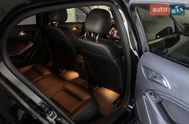 Внедорожник / Кроссовер Mercedes-Benz GLA-Class 2014 в 