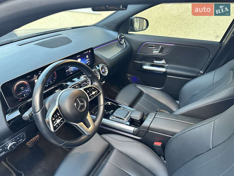 Позашляховик / Кросовер Mercedes-Benz GLA-Class 2020 в Кривому Розі