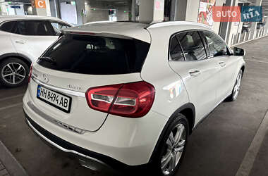 Внедорожник / Кроссовер Mercedes-Benz GLA-Class 2017 в 