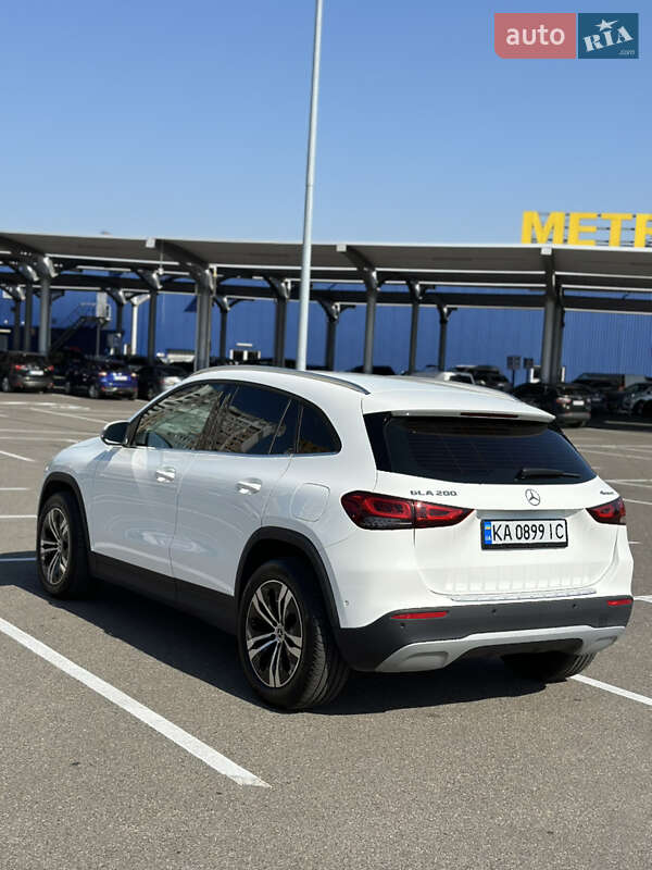Позашляховик / Кросовер Mercedes-Benz GLA-Class 2021 в Києві