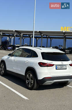 Внедорожник / Кроссовер Mercedes-Benz GLA-Class 2021 в 