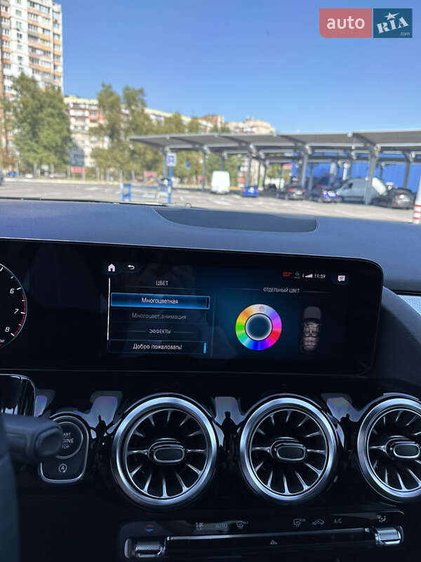 Позашляховик / Кросовер Mercedes-Benz GLA-Class 2021 в Києві