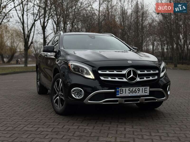 Внедорожник / Кроссовер Mercedes-Benz GLA-Class 2019 в Миргороде