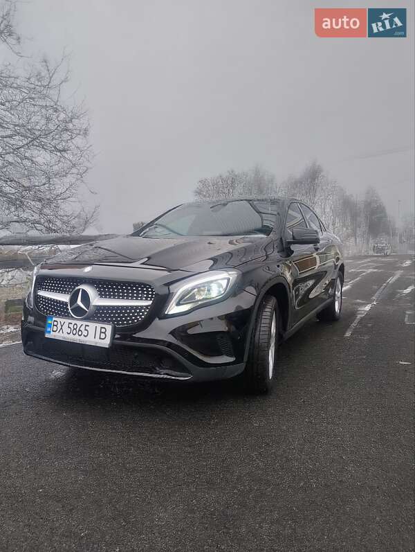 Позашляховик / Кросовер Mercedes-Benz GLA-Class 2019 в Хмельницькому