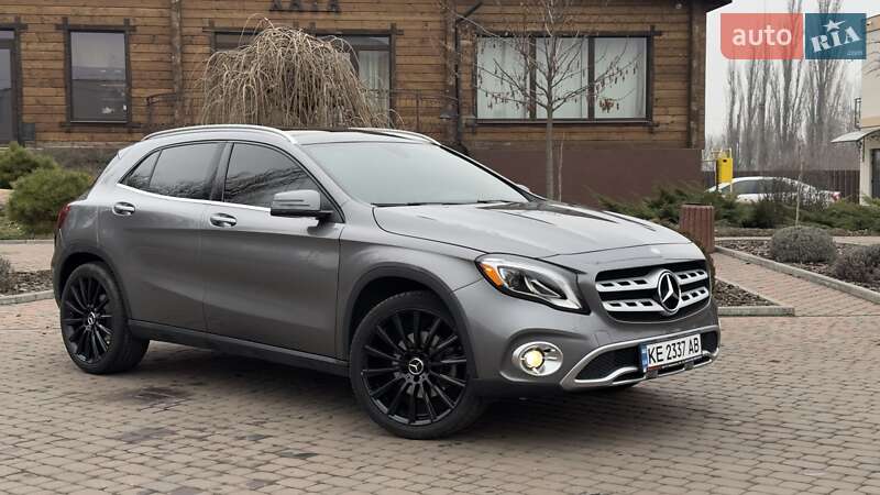 Внедорожник / Кроссовер Mercedes-Benz GLA-Class 2017 в Киеве фото 11 Внедорожник / Кроссовер Mercedes-Benz GLA-Class 2017 в Киеве