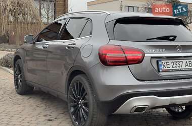Внедорожник / Кроссовер Mercedes-Benz GLA-Class 2017 в 