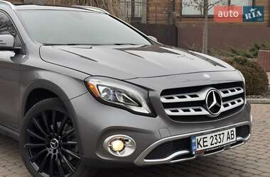 Внедорожник / Кроссовер Mercedes-Benz GLA-Class 2017 в 
