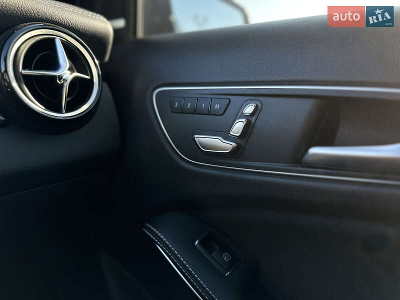 Внедорожник / Кроссовер Mercedes-Benz GLA-Class 2018 в Мукачево