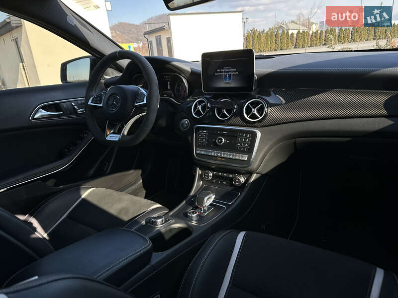 Внедорожник / Кроссовер Mercedes-Benz GLA-Class 2018 в Мукачево
