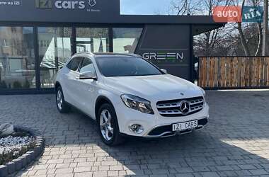Mercedes-Benz GLA-Class 2017 Mercedes-Benz GLA-Class 2017