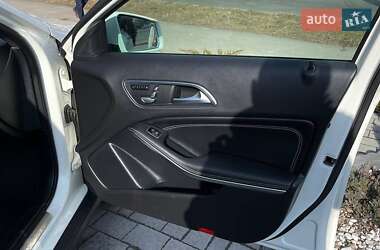 Позашляховик / Кросовер Mercedes-Benz GLA-Class 2017 в 