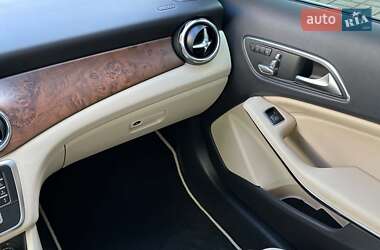 Внедорожник / Кроссовер Mercedes-Benz GLA-Class 2019 в 