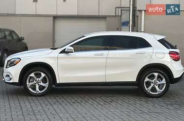 Внедорожник / Кроссовер Mercedes-Benz GLA-Class 2019 в 