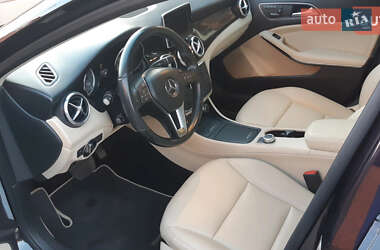 Внедорожник / Кроссовер Mercedes-Benz GLA-Class 2015 в 