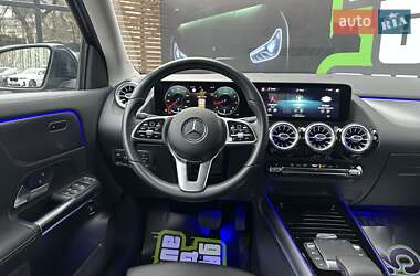 Внедорожник / Кроссовер Mercedes-Benz GLA-Class 2020 в 