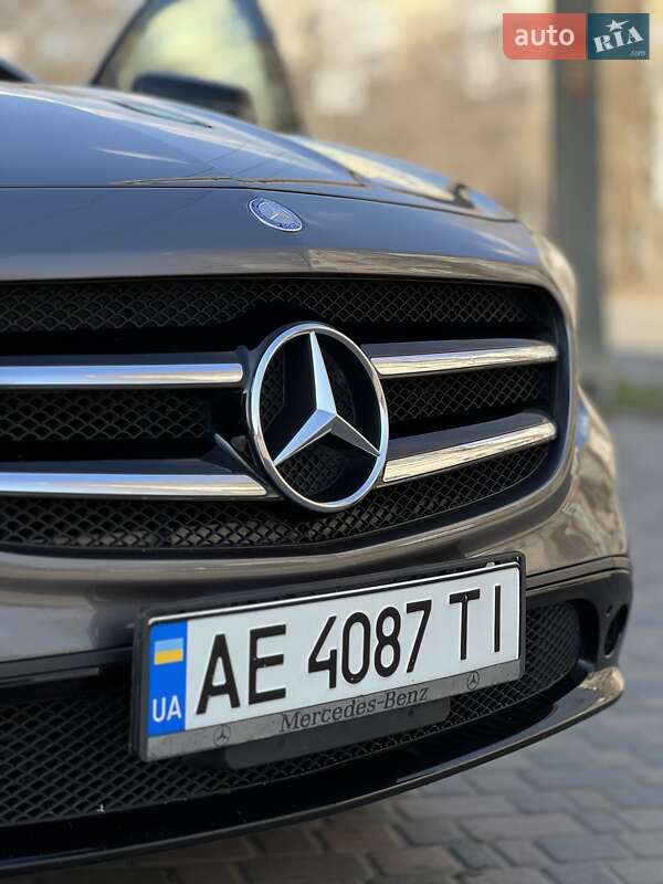 Внедорожник / Кроссовер Mercedes-Benz GLA-Class 2016 в Днепре