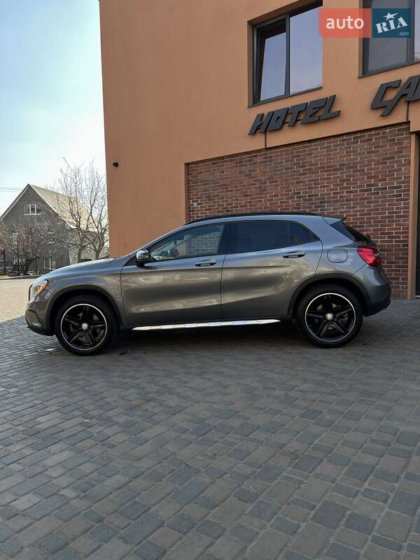 Внедорожник / Кроссовер Mercedes-Benz GLA-Class 2016 в Днепре