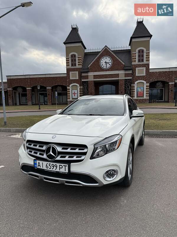 Внедорожник / Кроссовер Mercedes-Benz GLA-Class 2017 в 