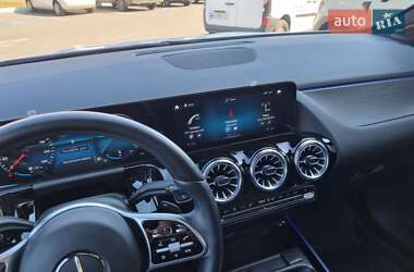 Внедорожник / Кроссовер Mercedes-Benz GLA-Class 2023 в 