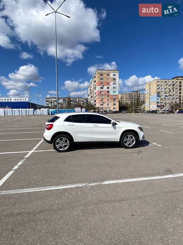 Позашляховик / Кросовер Mercedes-Benz GLA-Class 2017 в Кропивницькому