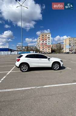 Внедорожник / Кроссовер Mercedes-Benz GLA-Class 2017 в 