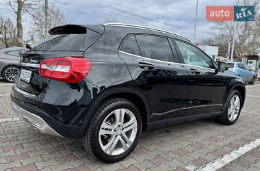 Внедорожник / Кроссовер Mercedes-Benz GLA-Class 2015 в 
