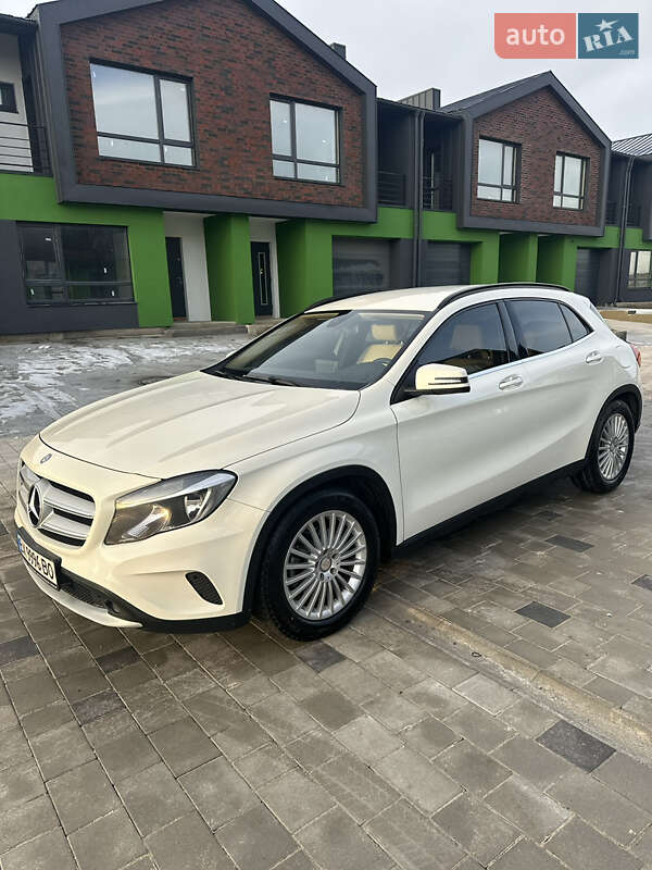 Позашляховик / Кросовер Mercedes-Benz GLA-Class 2015 в Кам'янець-Подільському