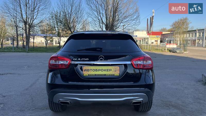 Внедорожник / Кроссовер Mercedes-Benz GLA-Class 2016 в Николаеве
