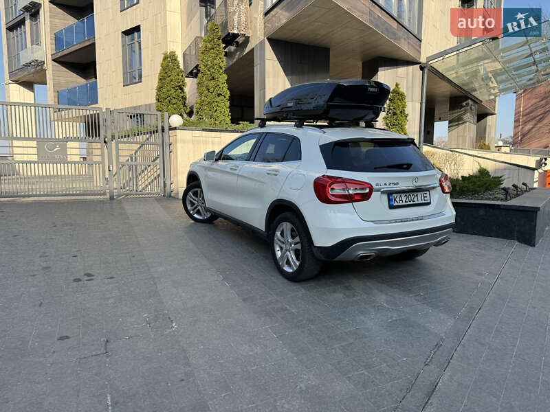 Внедорожник / Кроссовер Mercedes-Benz GLA-Class 2016 в Ирпене