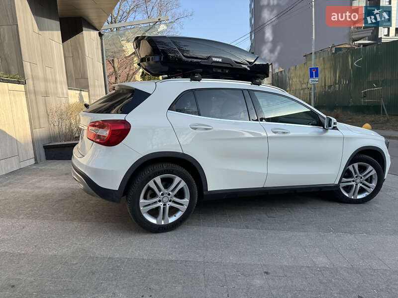 Внедорожник / Кроссовер Mercedes-Benz GLA-Class 2016 в Ирпене