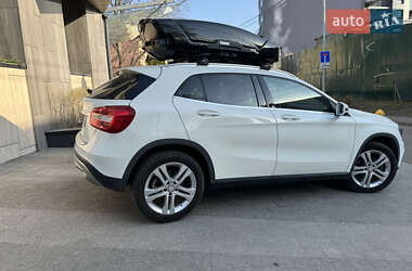 Внедорожник / Кроссовер Mercedes-Benz GLA-Class 2016 в 