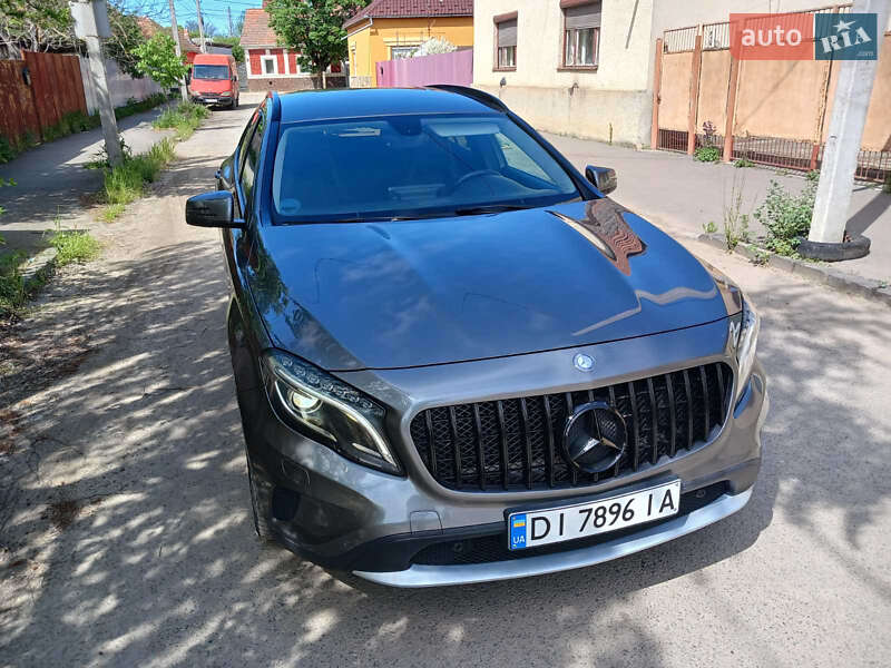 Mercedes-Benz GLA-Class 2014