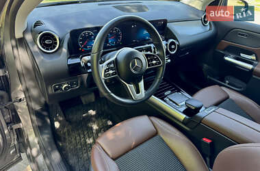 Внедорожник / Кроссовер Mercedes-Benz GLA-Class 2021 в 