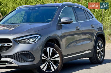 Внедорожник / Кроссовер Mercedes-Benz GLA-Class 2021 в 