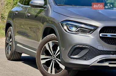Внедорожник / Кроссовер Mercedes-Benz GLA-Class 2021 в 