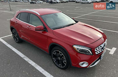 Внедорожник / Кроссовер Mercedes-Benz GLA-Class 2019 в 