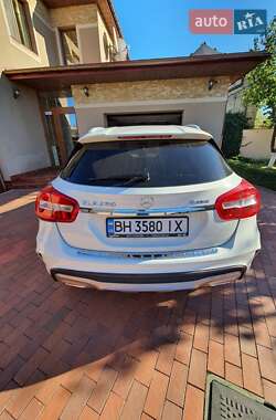 Mercedes-Benz GLA-Class 2014 Mercedes-Benz GLA-Class 2014