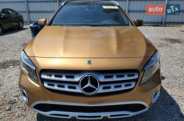 Внедорожник / Кроссовер Mercedes-Benz GLA-Class 2018 в 