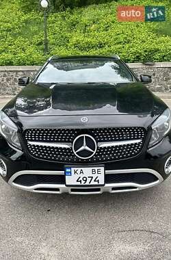 Внедорожник / Кроссовер Mercedes-Benz GLA-Class 2018 в 