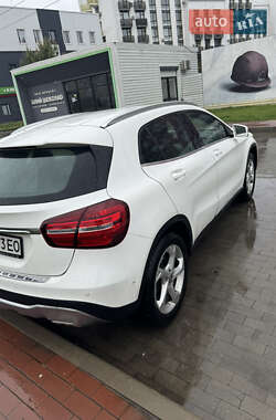 Внедорожник / Кроссовер Mercedes-Benz GLA-Class 2018 в 