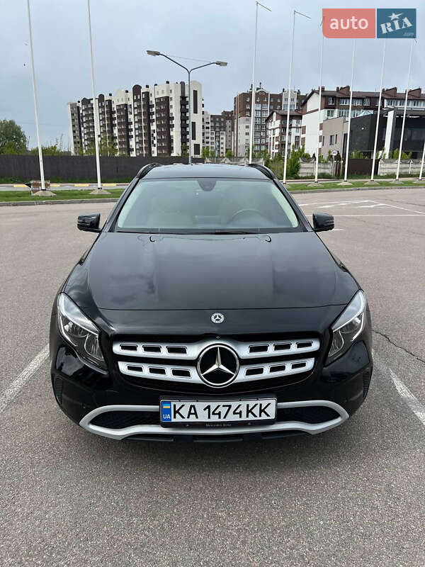 Внедорожник / Кроссовер Mercedes-Benz GLA-Class 2017 в Киеве фото 7 Внедорожник / Кроссовер Mercedes-Benz GLA-Class 2017 в Киеве