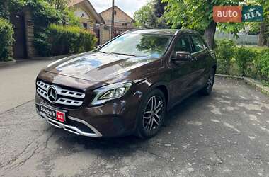 Mercedes-Benz GLA-Class 2017 Mercedes-Benz GLA-Class 2017