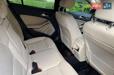 Позашляховик / Кросовер Mercedes-Benz GLA-Class 2017 в 