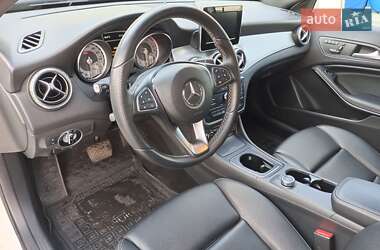 Внедорожник / Кроссовер Mercedes-Benz GLA-Class 2016 в 